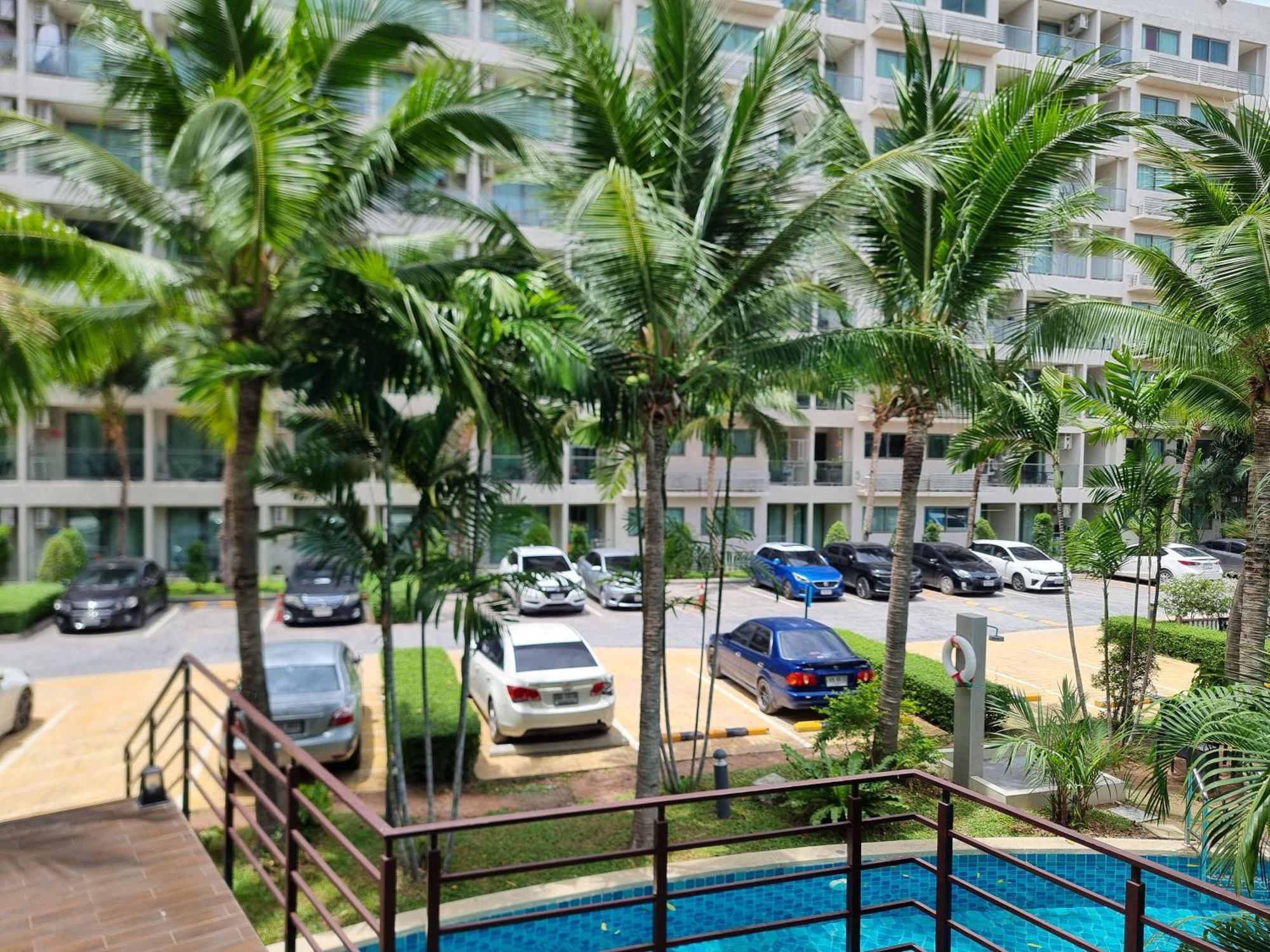 Laguna Beach Condo Resort 3 Maldives Pattaya: Pool View Retreat Jomtien Beach Exterior photo